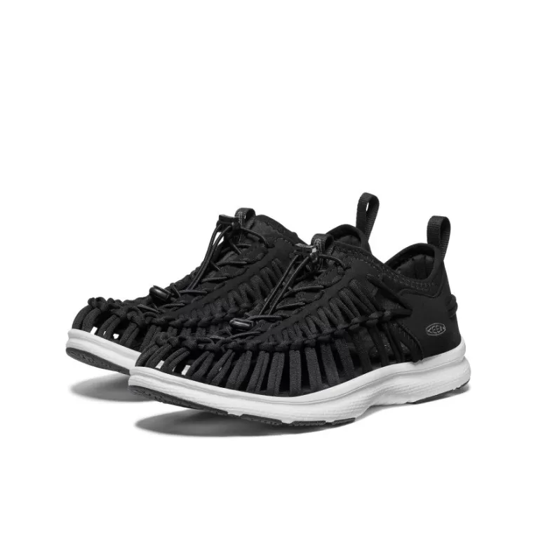KEEN Sandals | Men's UNEEK O3 Sneaker Sandal   |  Black/Star White