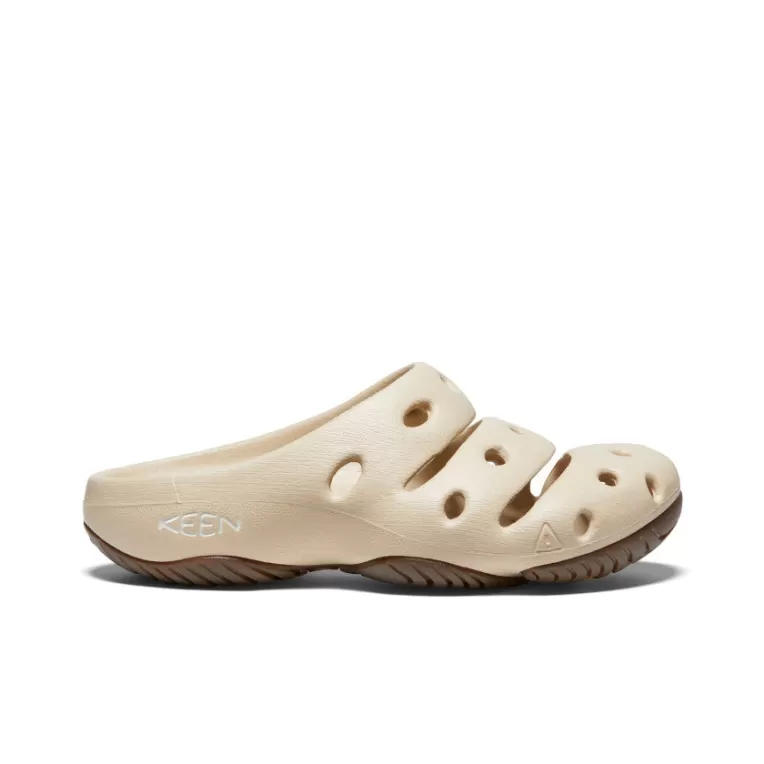 Women KEEN Slip-on | Women's Yogui Clog   |  Safari/Silver Birch