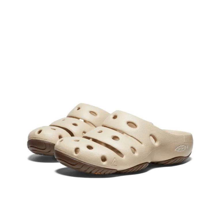 Women KEEN Slip-on | Women's Yogui Clog   |  Safari/Silver Birch